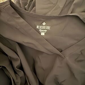 Med Couture Black Maternity Scrub Set x3